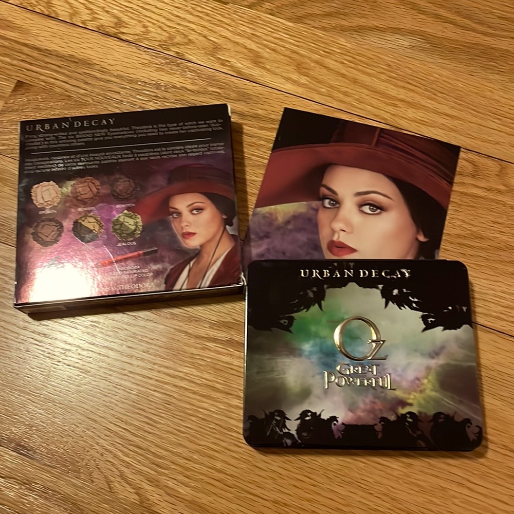 Urban Decay Theodora Palette